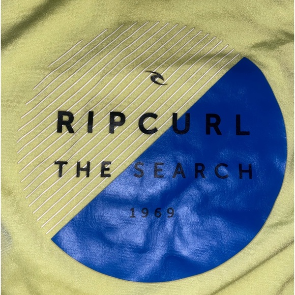 TODDLER RIP CURL RASH GUARD. NEVER WORN! - Picture 3 of 4
